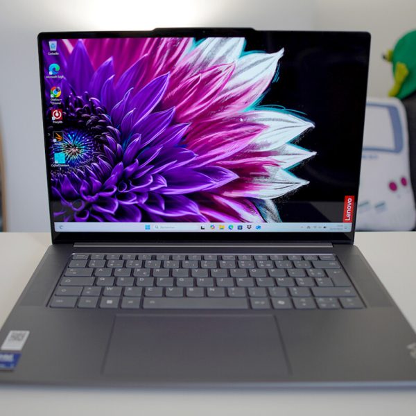 Lenovo Yoga7 Core Ultra7 15e Gen 16Go SSD 1TB (1000Go) OLED 14 »